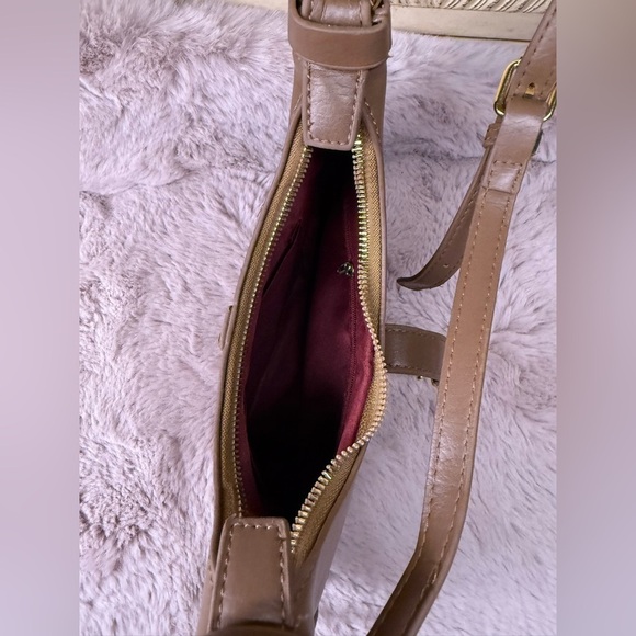 Cute Crossbody Bag - Picture 4 of 5